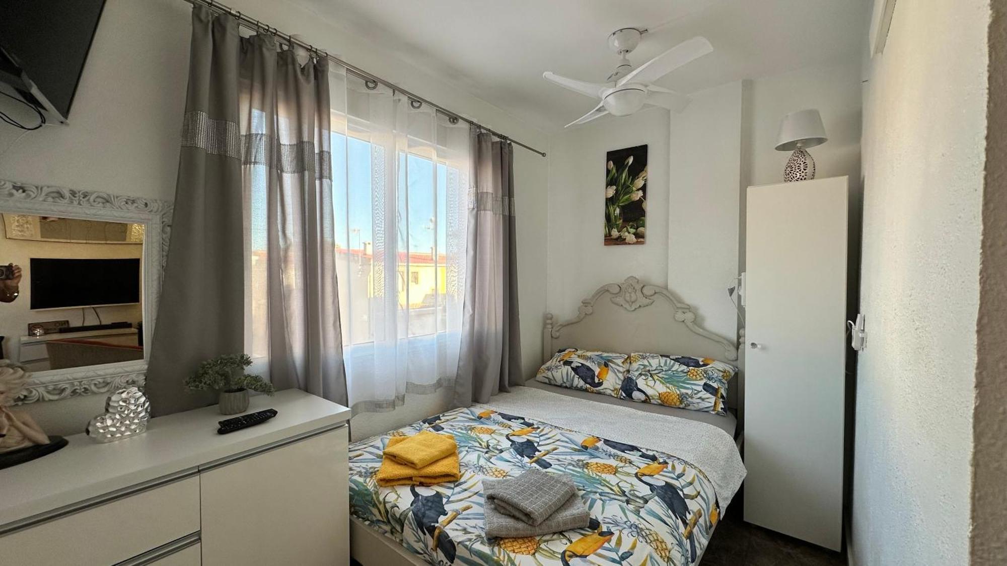Deluxe - Naufragos -torrevieja Costa Blanca Torrevieja