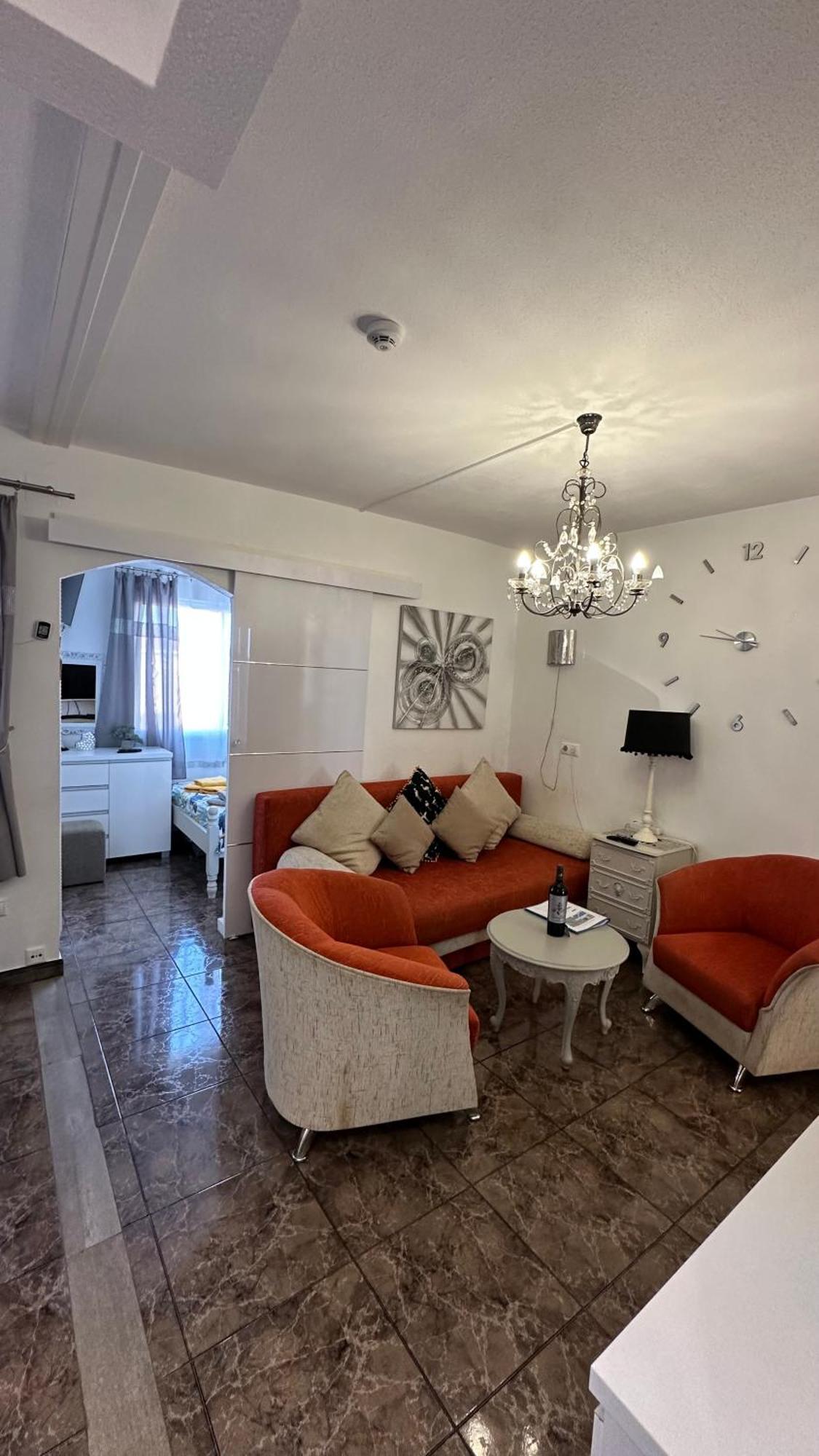 Deluxe - Naufragos -torrevieja Costa Blanca
